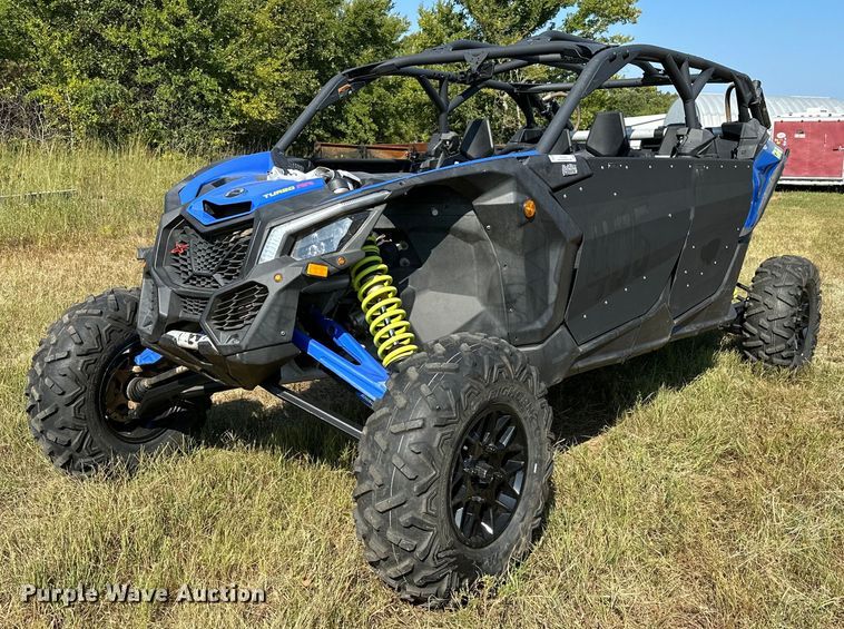 2020 Can-Am Maverick X3 Max  utility vehicle - OC9209