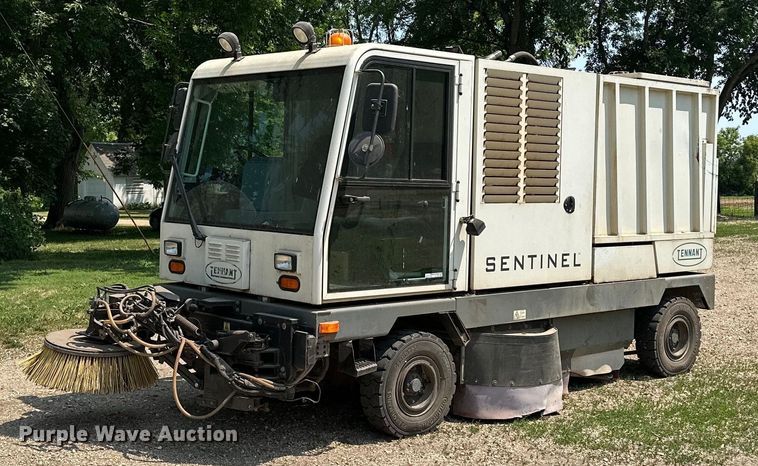 Tennant Sentinel street sweeper truck - AF9666