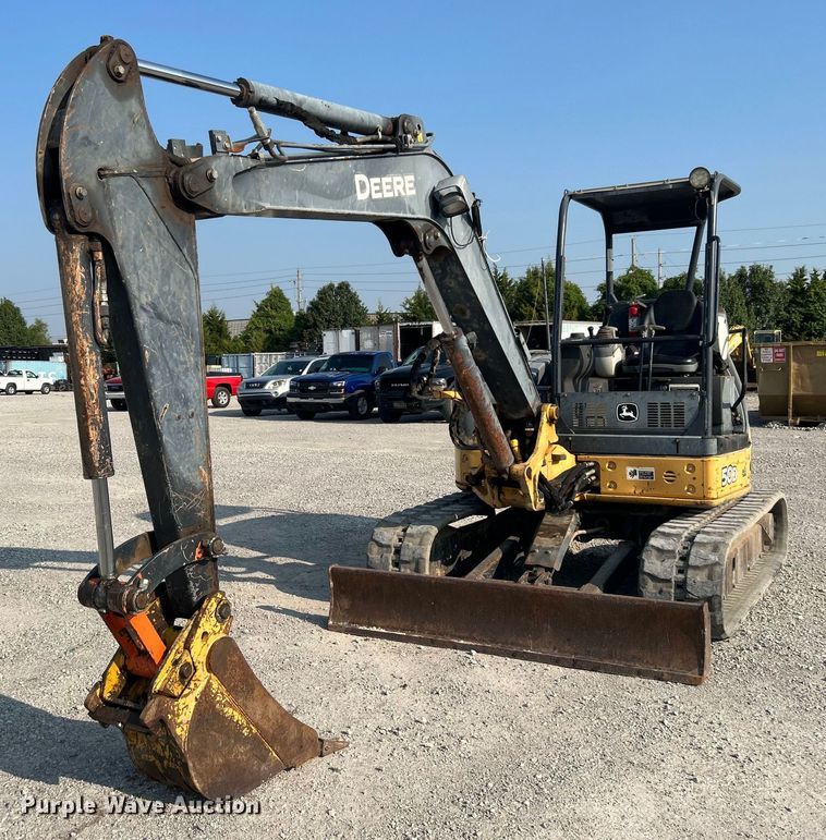 2010 John Deere 50D  mini excavator - DJ6288