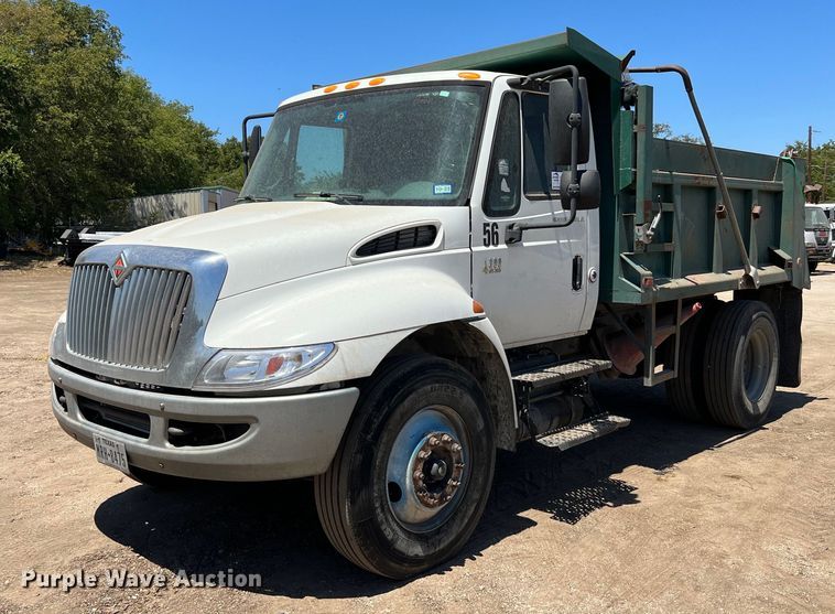 2007 International 4300  dump truck - DQ2166