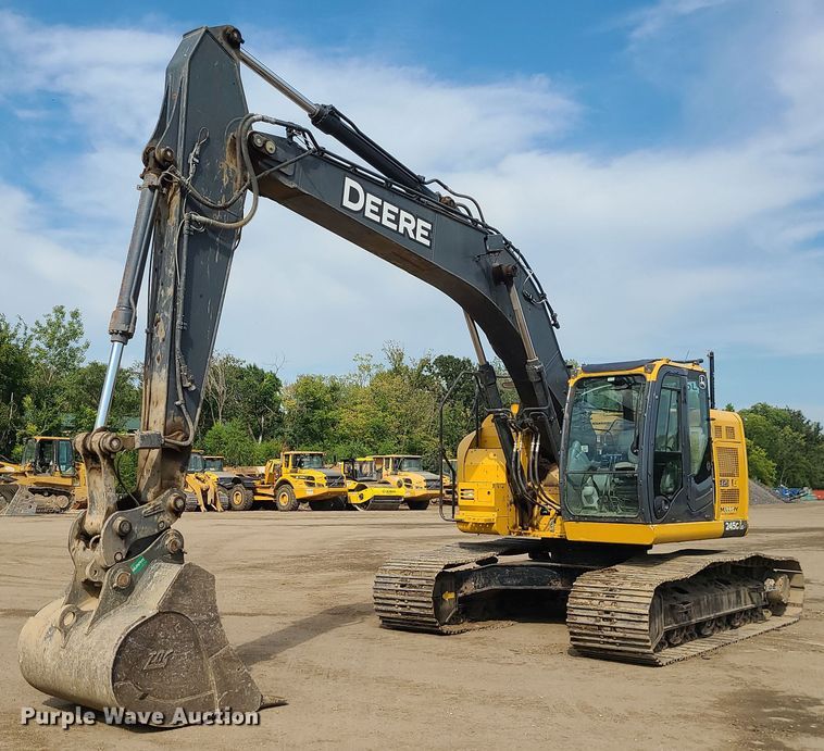 2017 John Deere 245G LC  excavator - JC9999