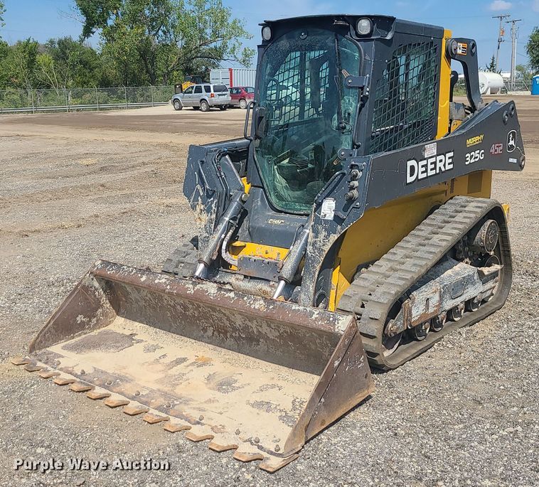 2019 John Deere 325G  tracked skid steer loader - JD9011