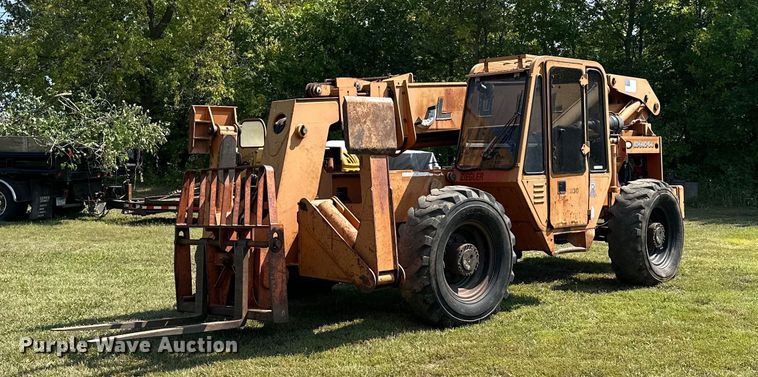 Lull 1044C-54 telehandler - MQ9391