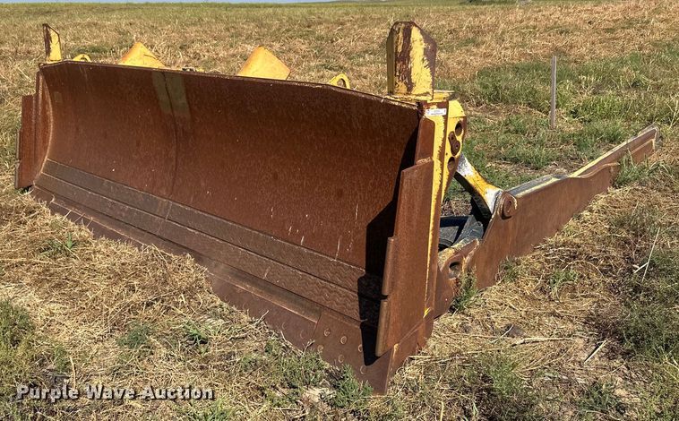 John Deere  dozer blade - OC9391