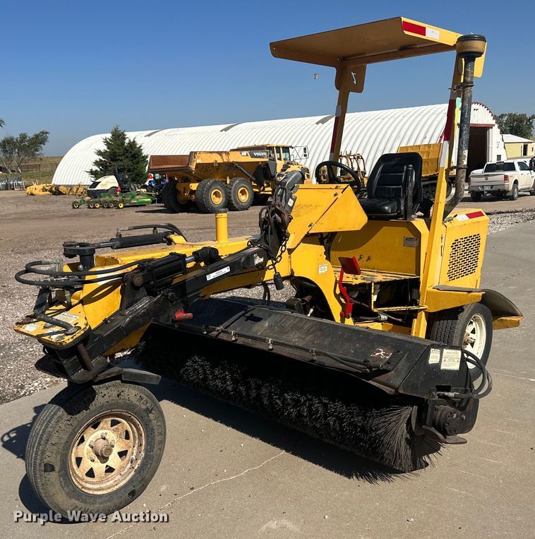 2003 Terramite TSS38  broom - OC9452