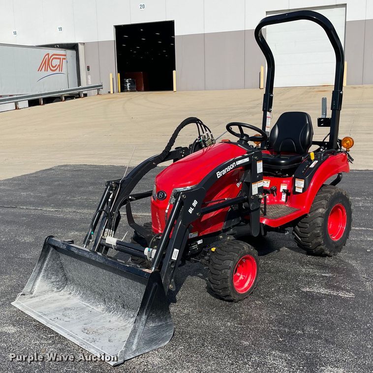 2022 Branson 2205H  MFWD tractor - LV9802