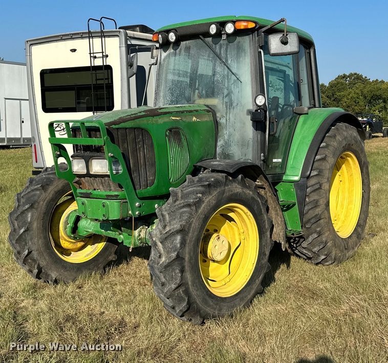 2003 John Deere 6420  MFWD tractor - OC9210