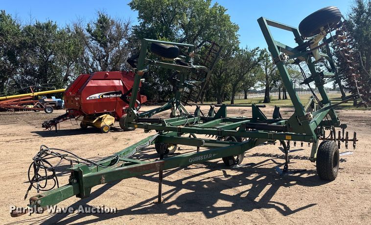 QuinStar  field cultivator - OC9498