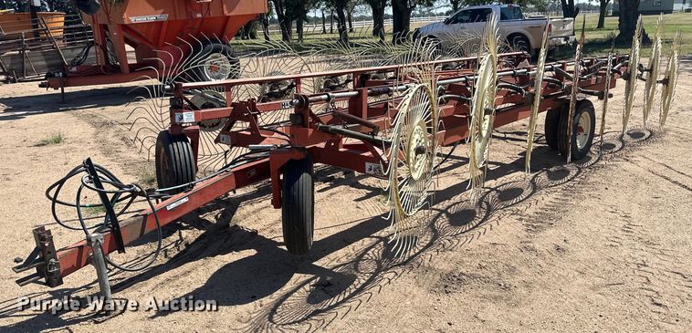 H&S Bi-Fold 16  hay rake - OC9504