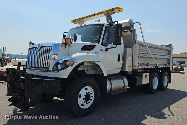 2015 International WorkStar 7500 dump truck - DN8672