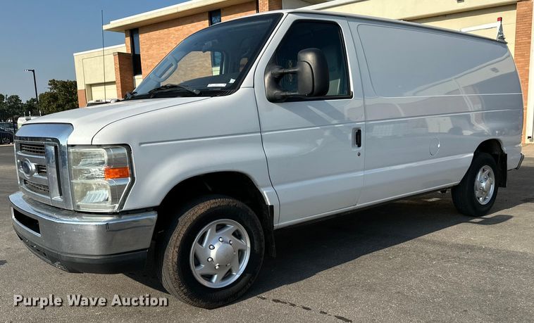 2012 Ford E150  van - NF9127