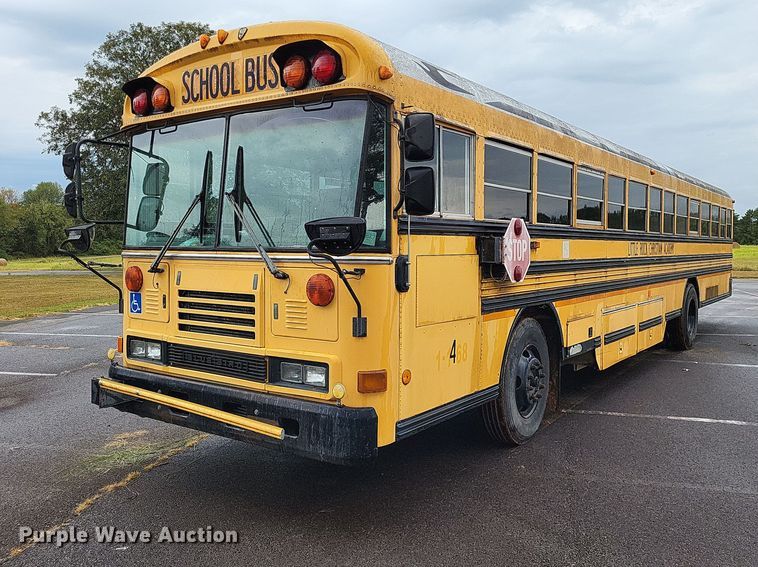 2001 Blue Bird All American  school bus - DP5255