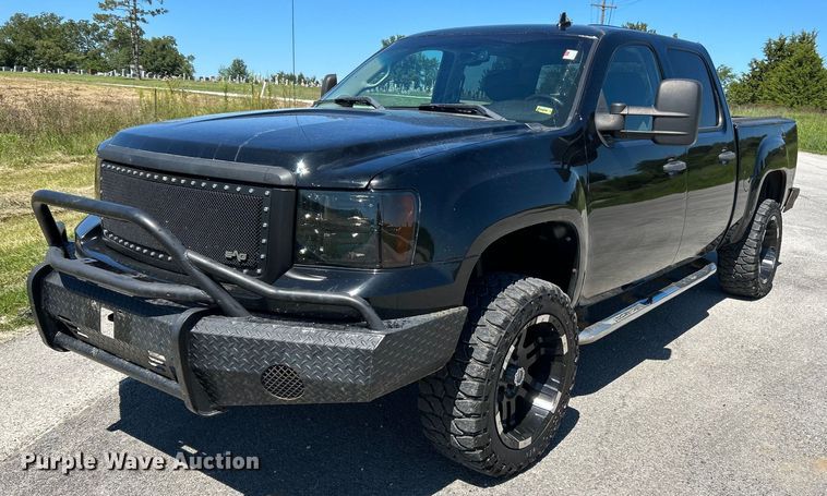 2008 GMC Sierra 1500  Crew Cab pickup truck - NL9603