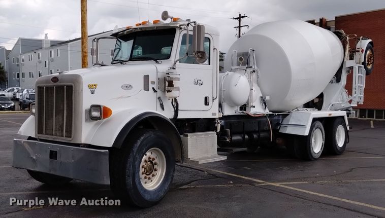 2007 Peterbilt 357 ready mix truck - DK8769