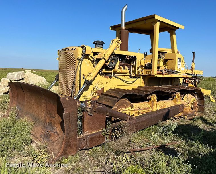 1971 Caterpillar D8H crawler tractor - DS2341