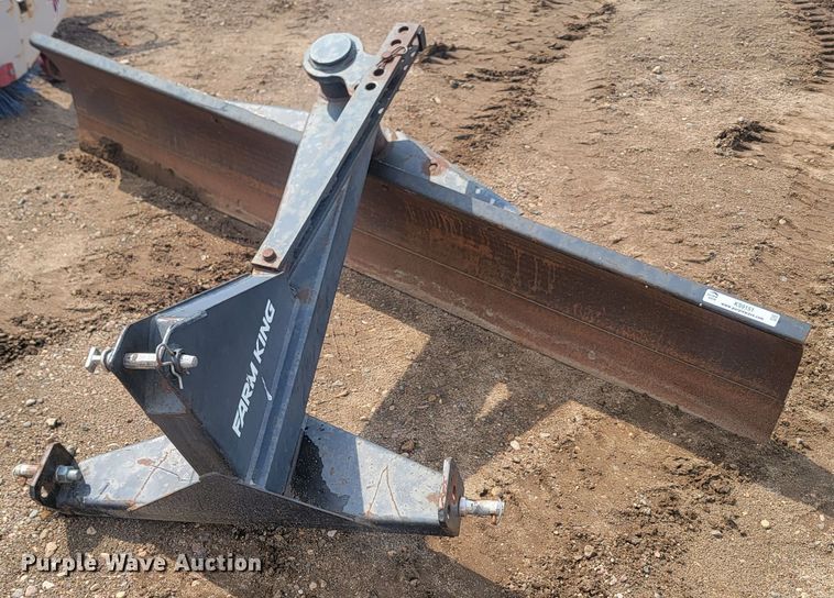 Farm King  96" W three point blade - KS9151