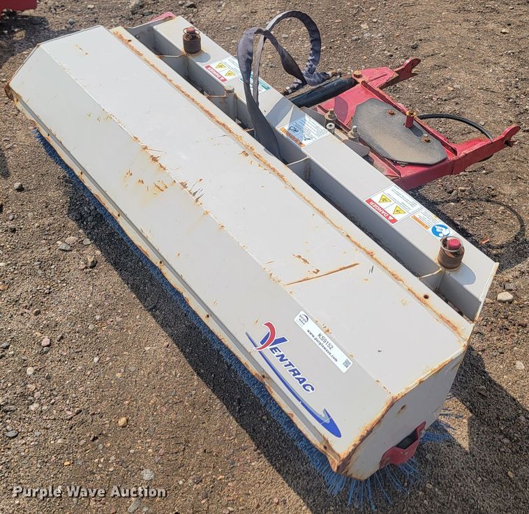 Ventrac LB540  56" W broom - KS9152