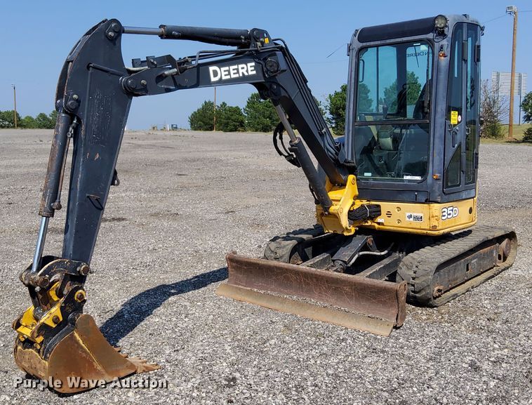 2013 John Deere 35D  mini excavator - KW9016