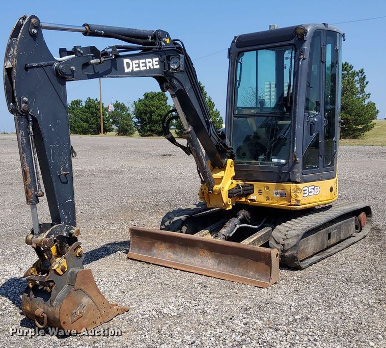 2014 John Deere 35D  mini excavator - KW9019