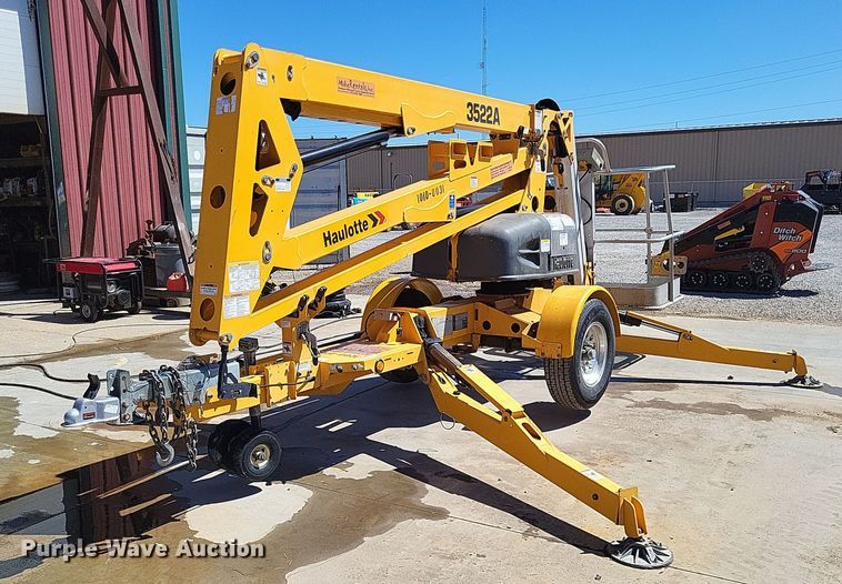 2017 Haulotte 3522A  boom lift - LS9722