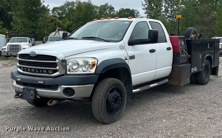 2008 Sterling Bullet  Crew Cab utility / service truck - MQ9404