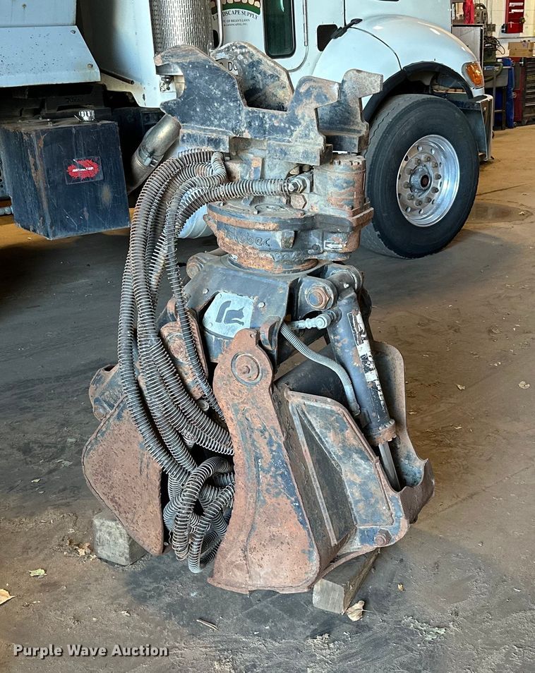 Rotobec PC018B-B-BT4-BW1-1  excavator grapple - MQ9436