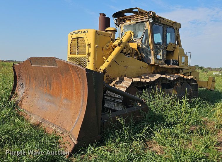 Caterpillar D9H  dozer - MW9464