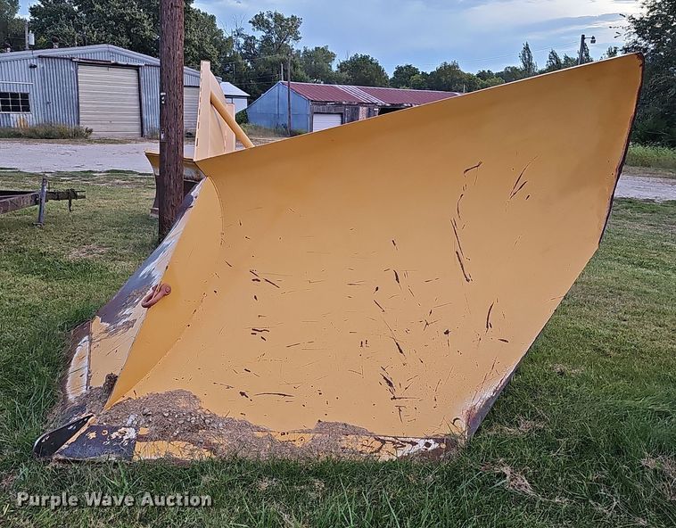 Henke  V-plow - DQ1131