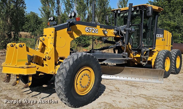 2010 John Deere 672G  motor grader - DQ1142