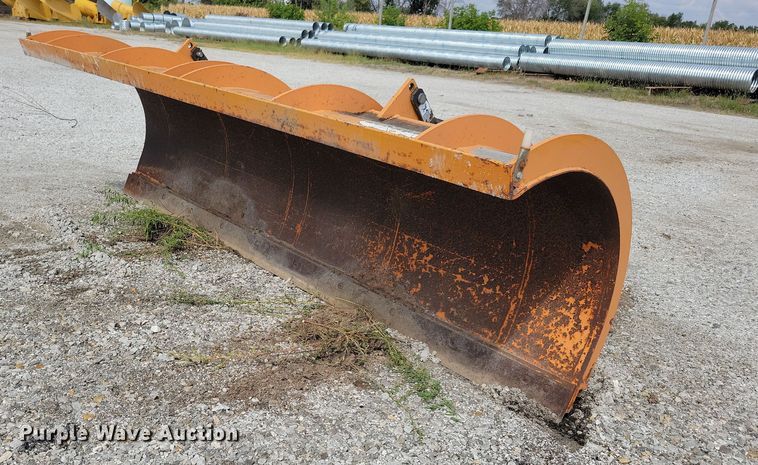 Henderson  10' W snow plow - IQ9926