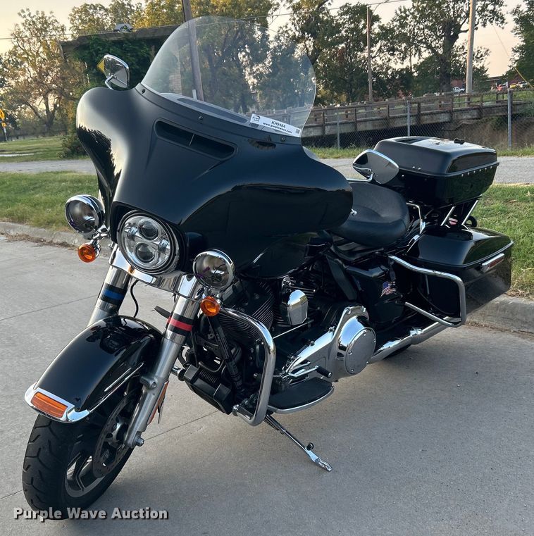 2014 Harley Davidson Electraglide  motorcycle - KH9484