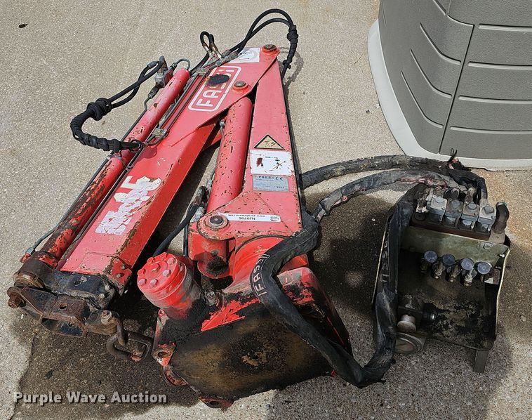 2005 Fassi M15A  knuckle boom crane - NJ9796