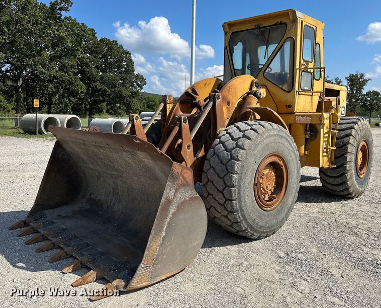 1972 Caterpillar 966C  wheel loader - OG9163
