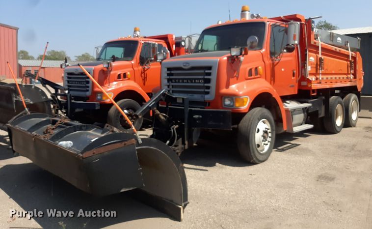 2006 Sterling LT7500  dump truck - NF9141