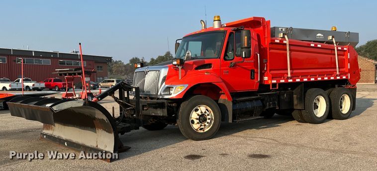 2007 International 7400  dump truck - NF9168
