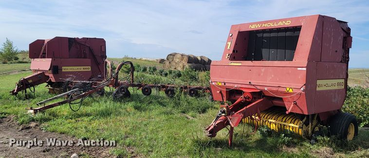 (2) New Holland 660 round baler - KS9179