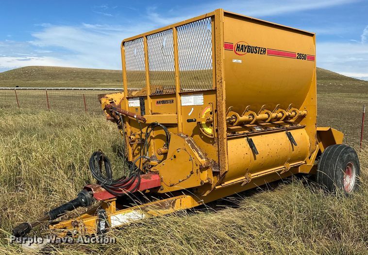 Haybuster 2650 bale processor - NP9551