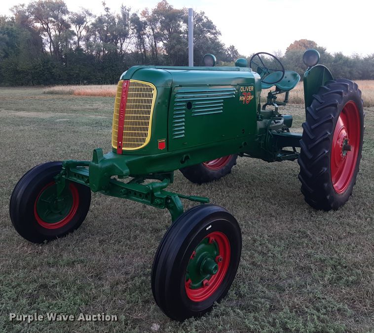 1945 Oliver 70  tractor - OF9444