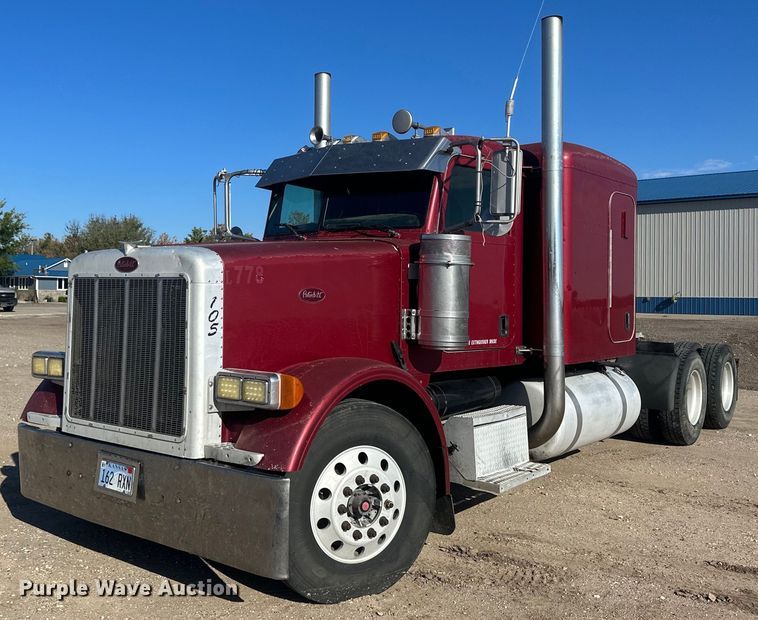2005 Peterbilt 378  semi truck - OC9489