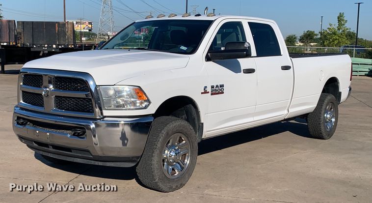 2015 Dodge Ram 2500HD  Crew Cab pickup truck - DP8668