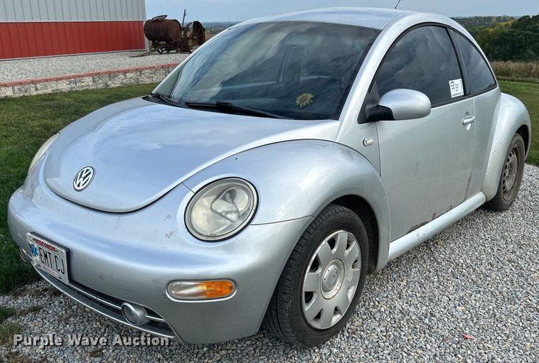 2002 Volkswagen New Beetle - DQ0950