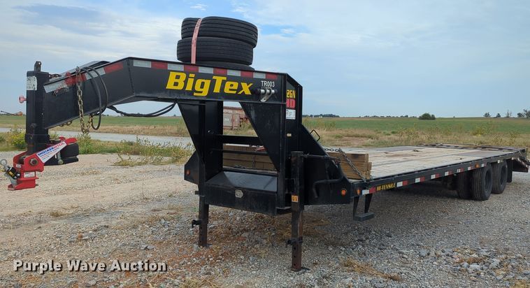 2020 Big Tex 22GN-25BK+5MR  equipment trailer - DR7002