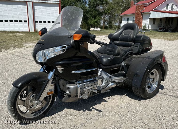 2003 Honda Goldwing 1800  motorcycle - HN9981