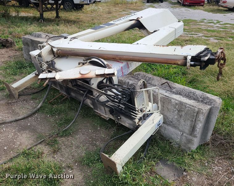 National Crane Corporation N65  knuckle boom crane - MG9763