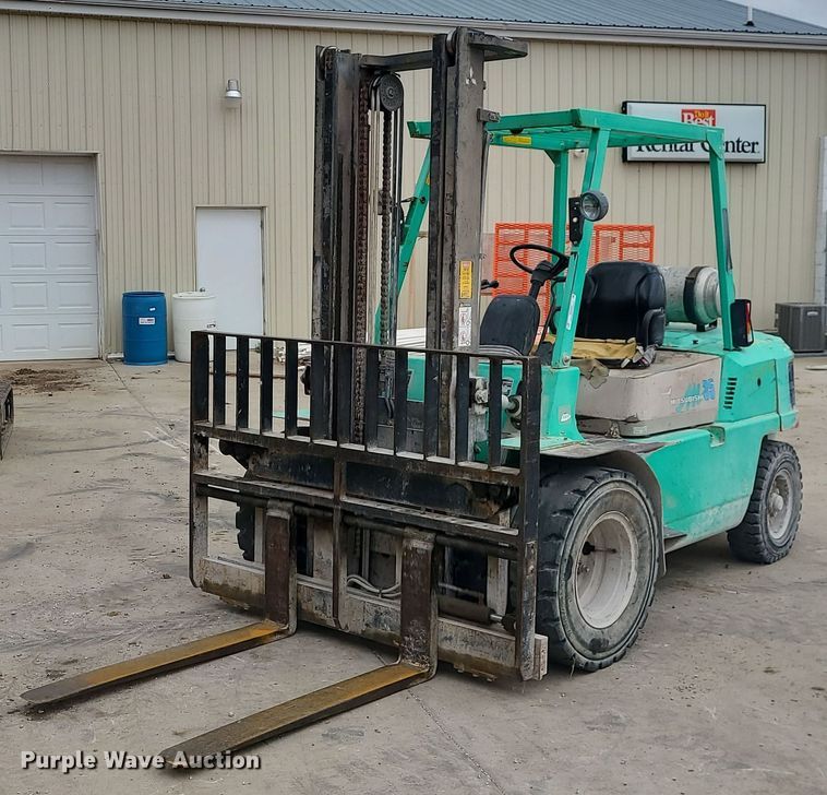 Mitsubishi FG35  forklift - MJ9382
