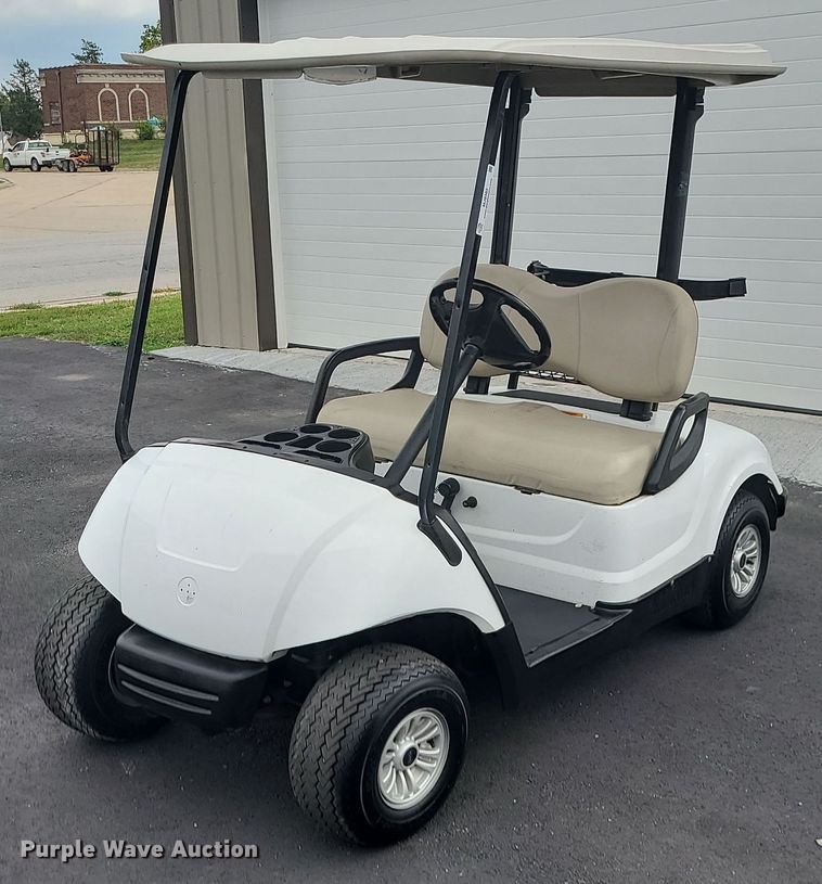 2009 Yamaha  golf cart - MJ9385