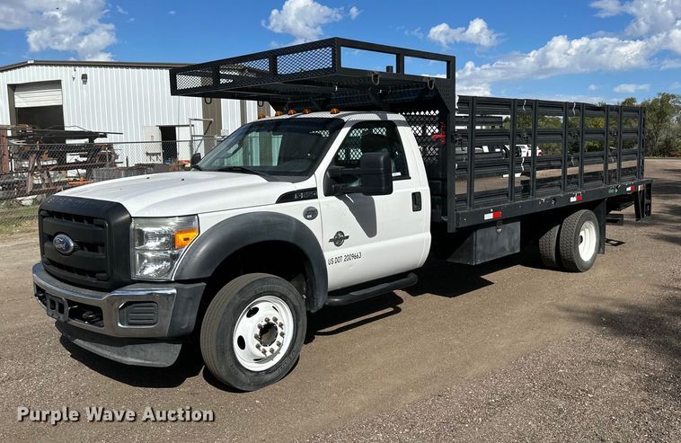 2012 Ford F550  flatbed truck - NP9661