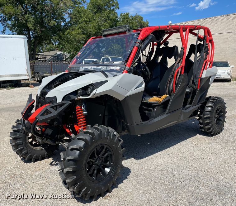 2017 Can Am Maverick Max 1000R DPS  utility vehicle - NY9938