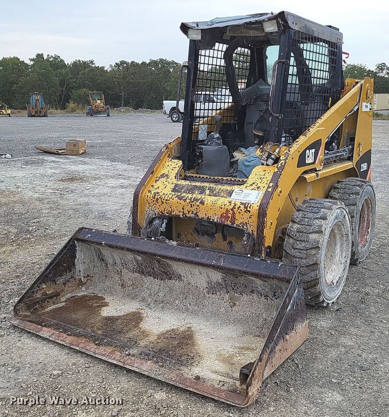 2011 Caterpillar 226B3 skid steer loader - DP5282
