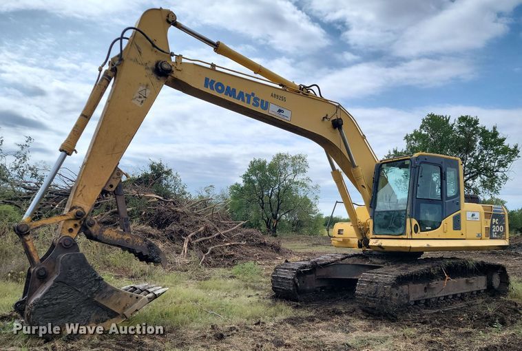 2009 Komatsu PC200LC-8 excavator - JE9504
